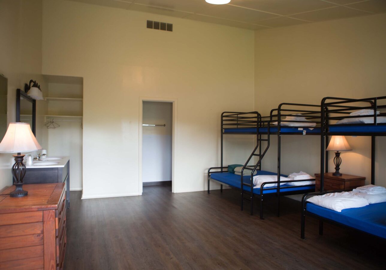 Mountainview dorm room with bunk beds