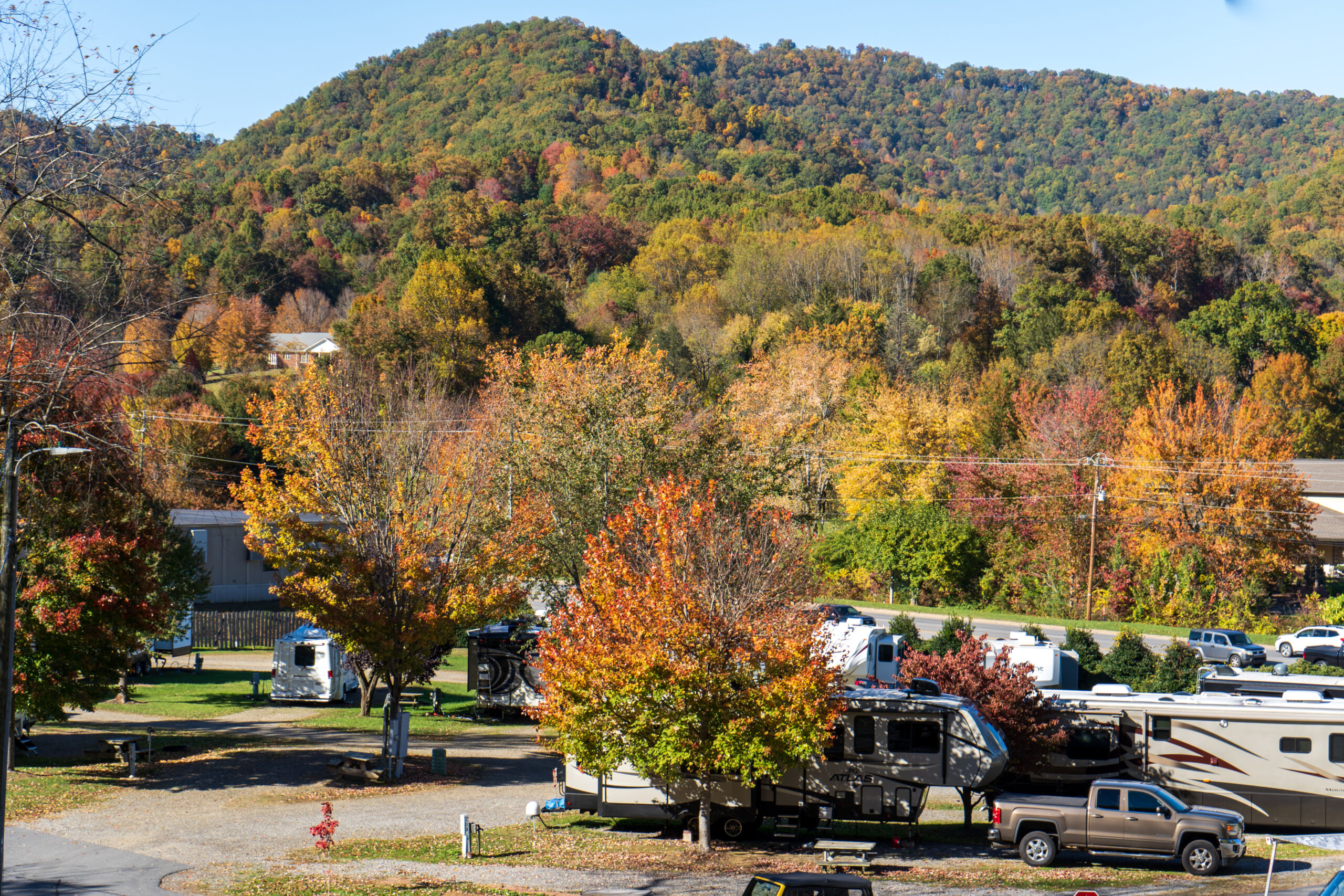 lake junaluska campground in fall with view of mountains