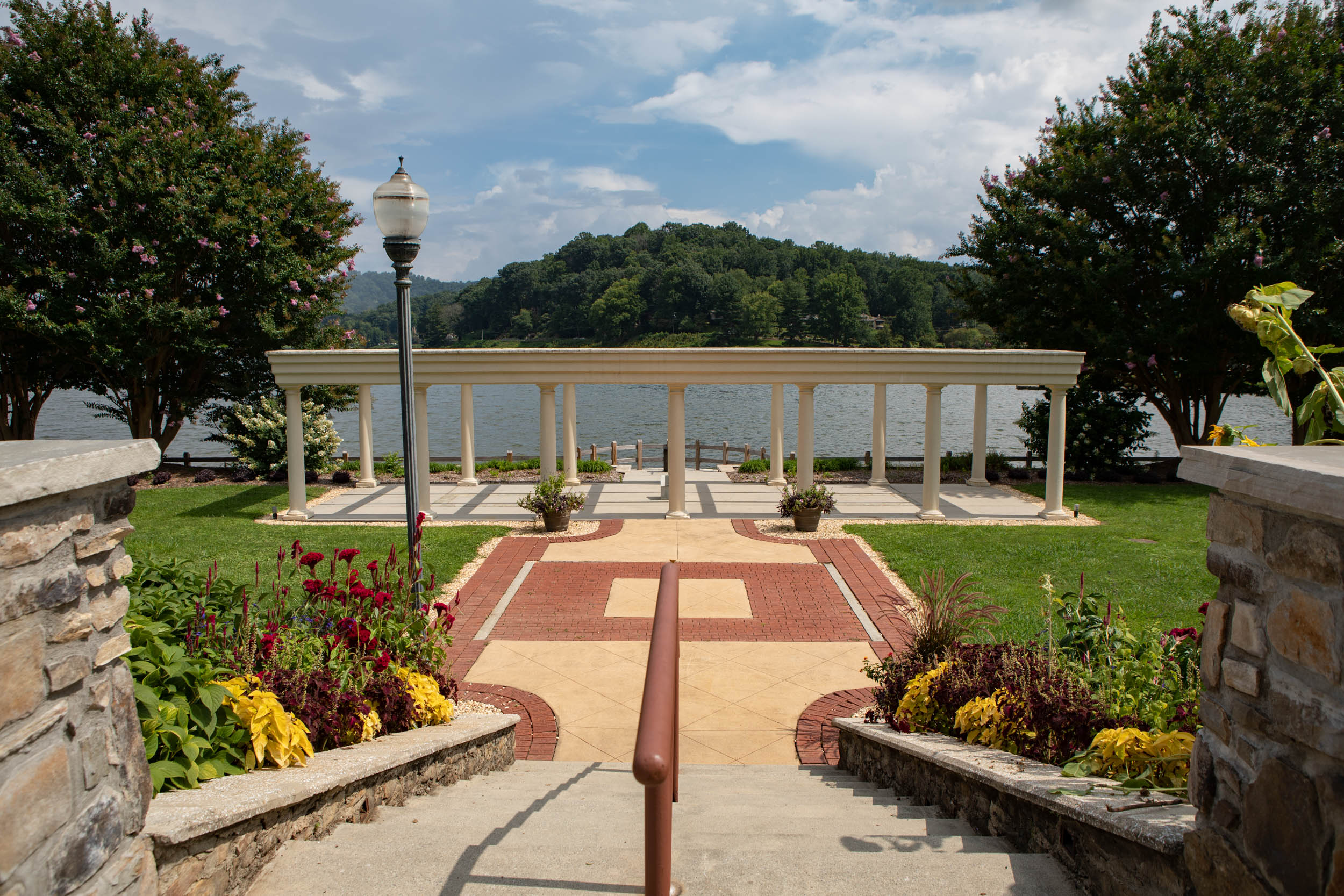 Head-on view of the Colonnade with Lake Junaluska behind