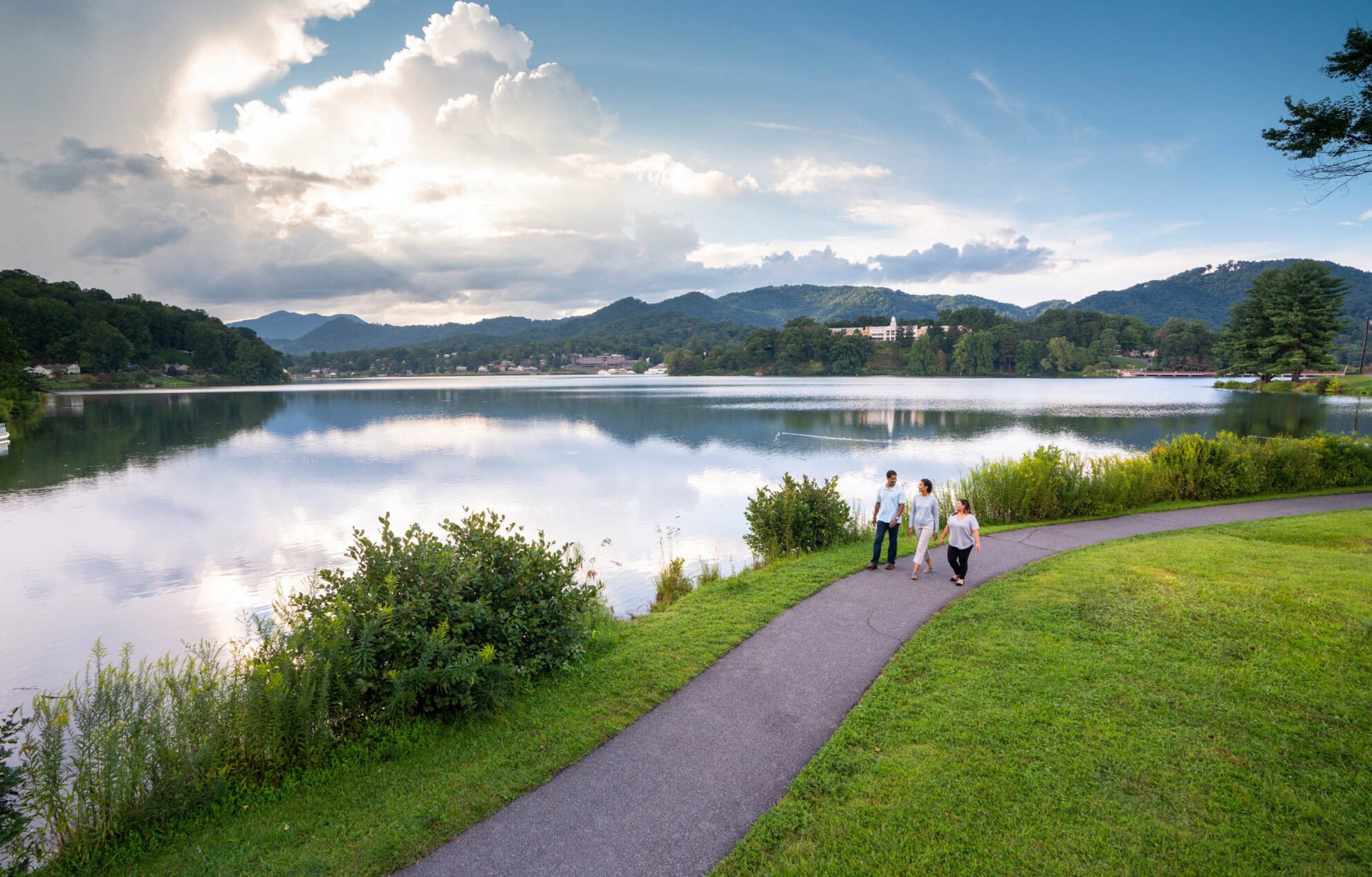 View of the Lake Junaluska walking trail