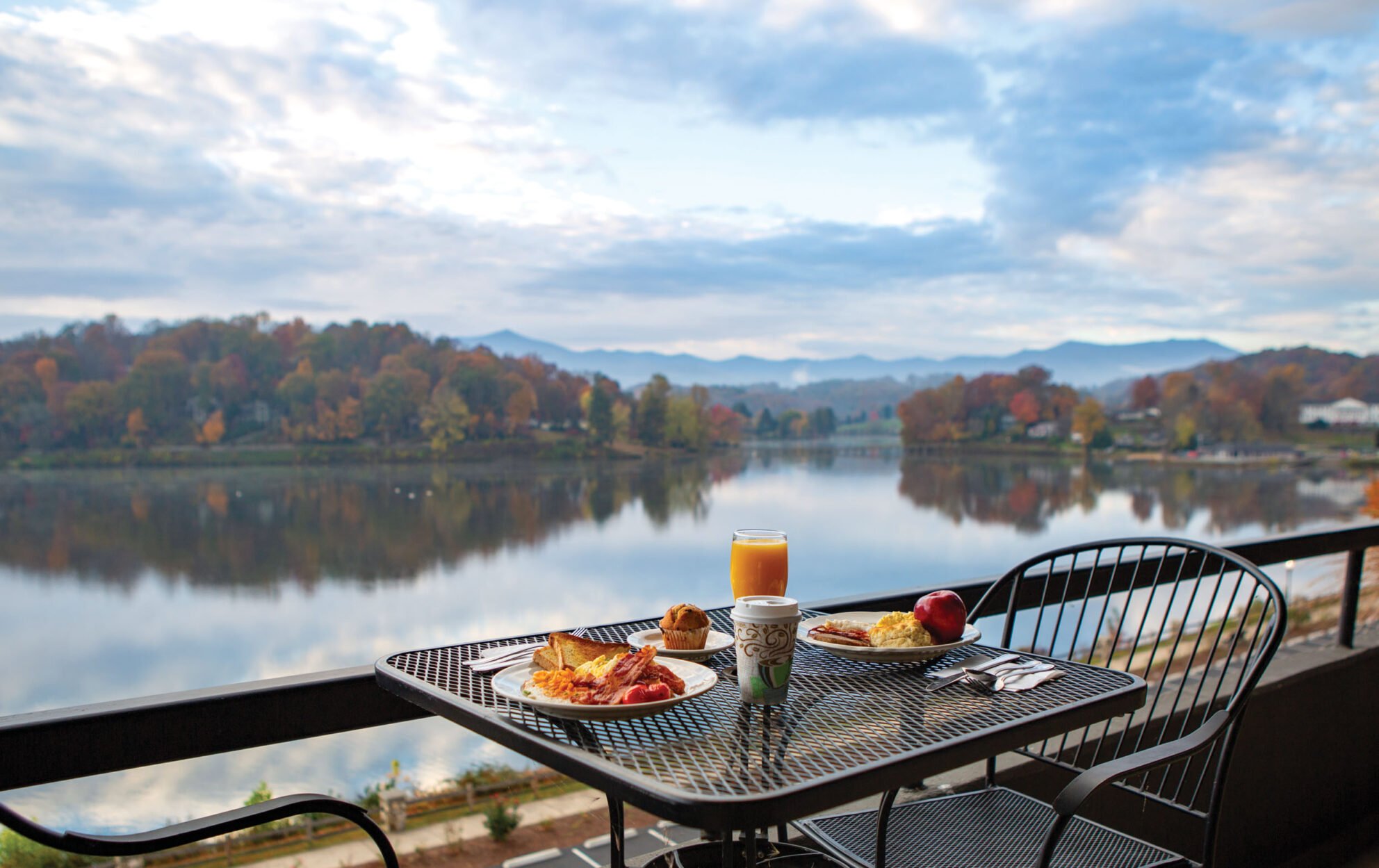 Terrace Hotel Breakfast