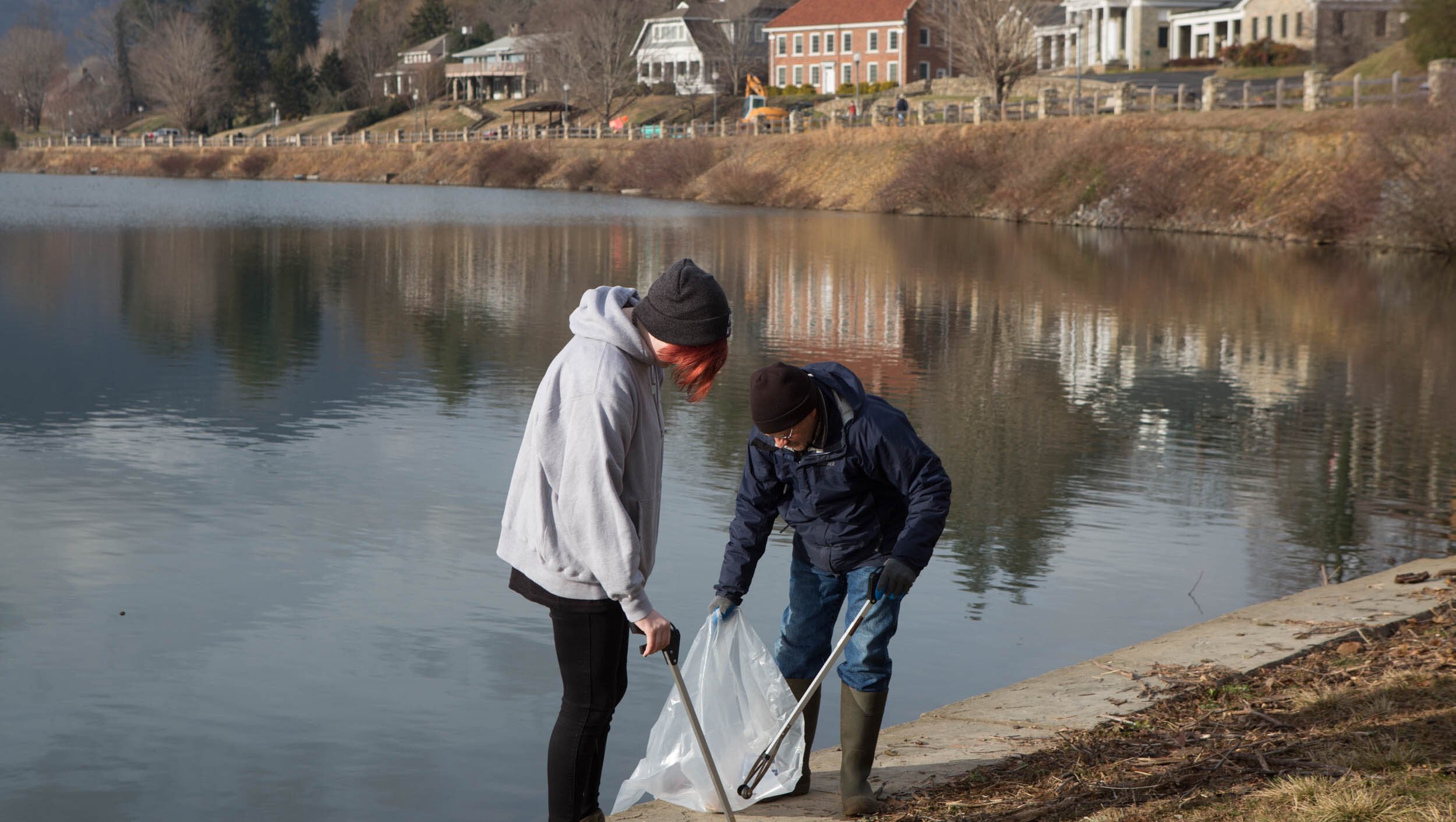 Youth pick up litter at the Lake