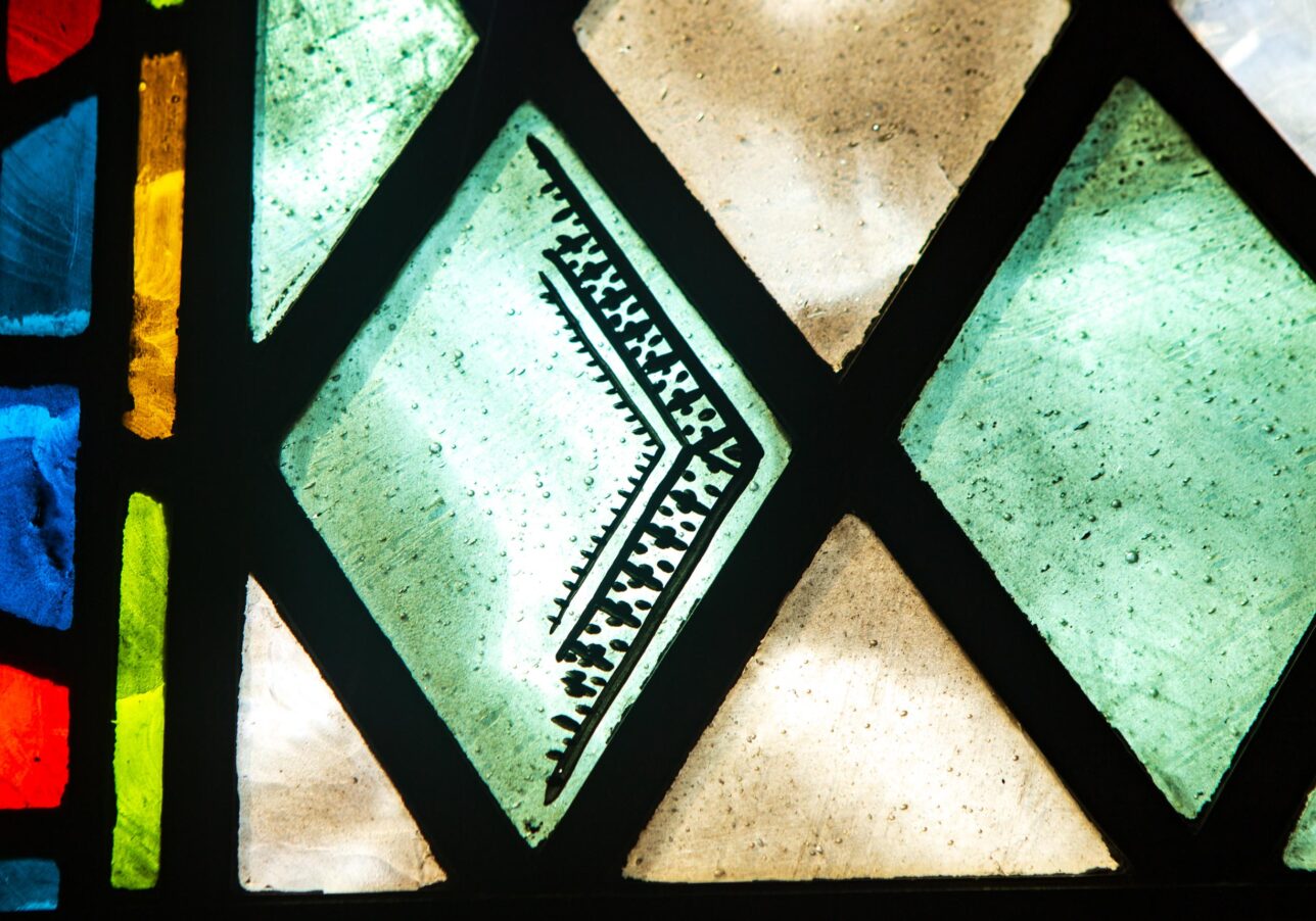 Combs, Triangle, Arrow Head symbols at Memorial Chapel