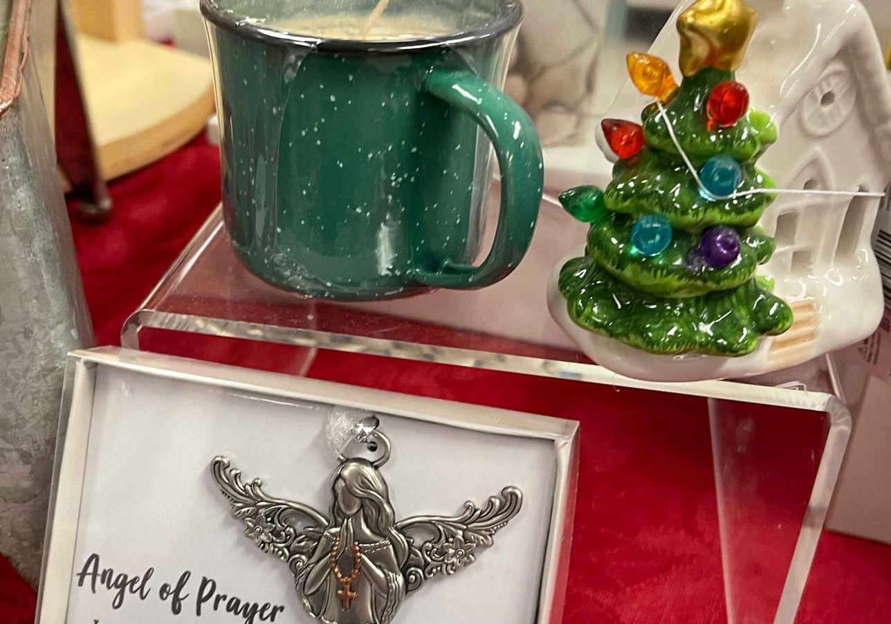 Junaluska Gifts & Grounds Angel of Prayer and Christmas items