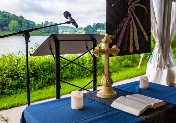 Lake Junaluska's Summer Worship Series features guests preachers each Sunday throughout the summer for a lakeside worship service.