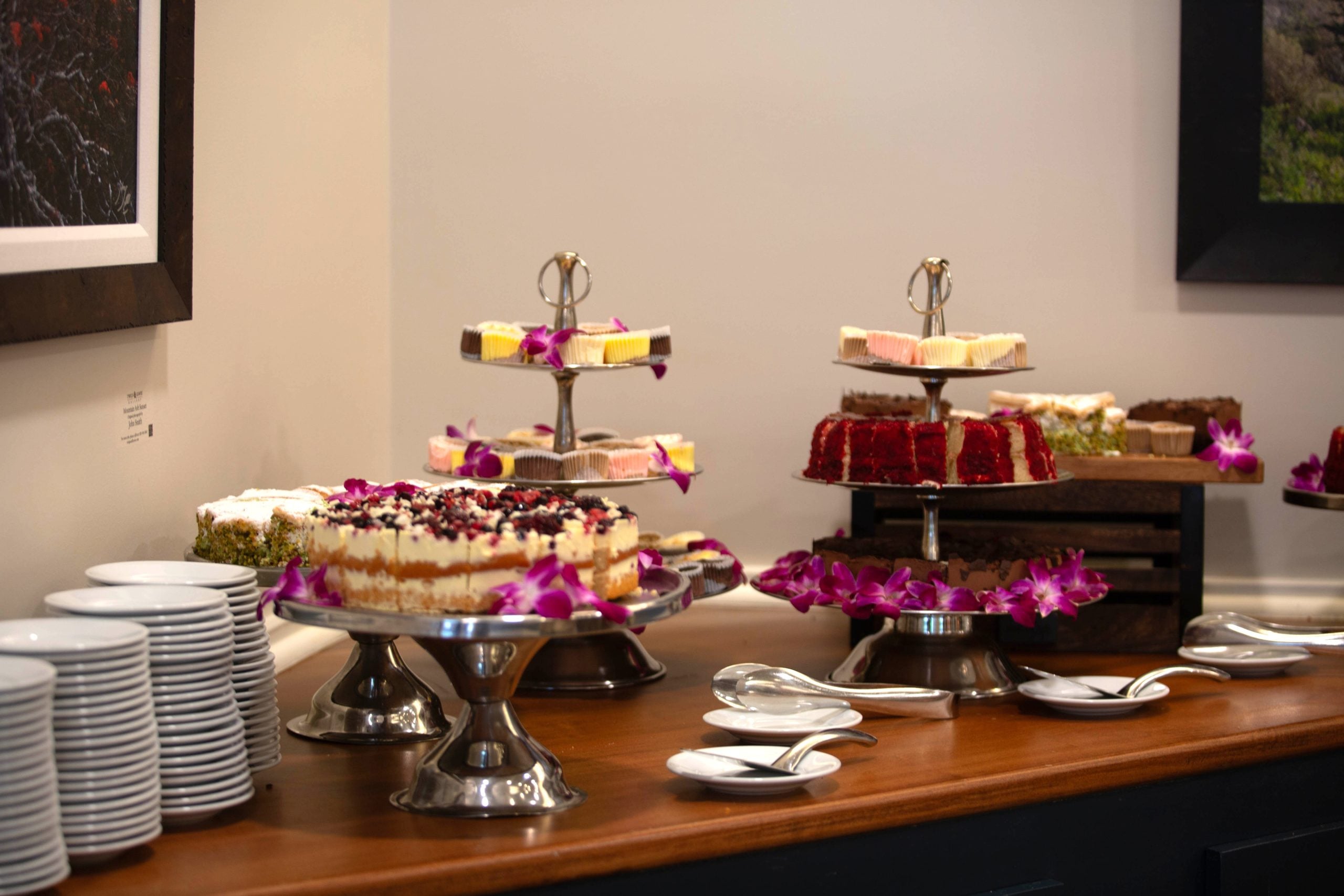 Enjoy multiple entrees and desserts at Lake Junaluska's Mother's Day Lunch Buffet.